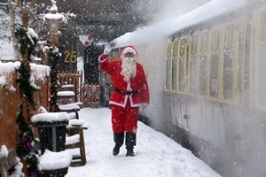 Santa Steam Specials: